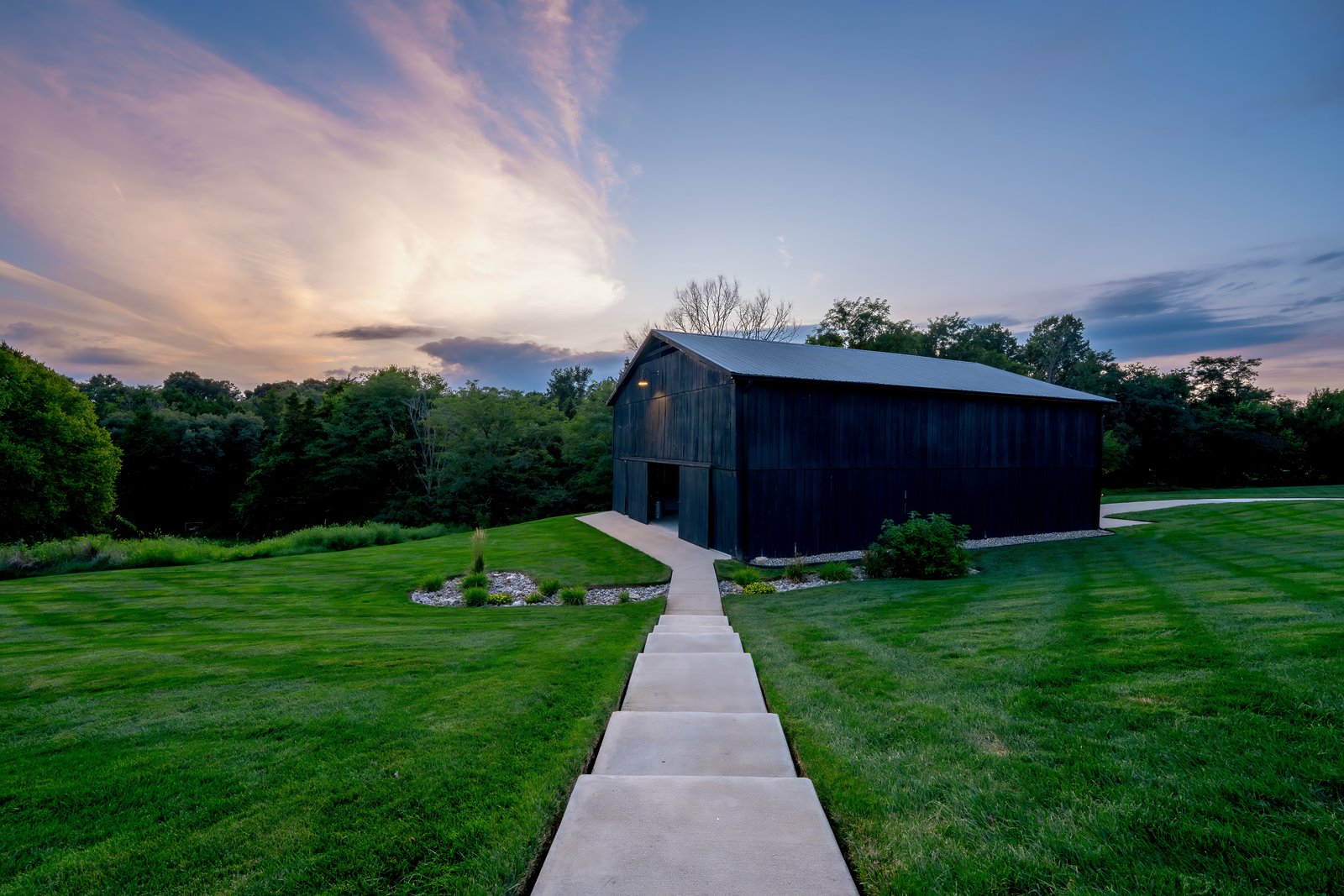 Black Barn, Last Light &middot; The Black Barn
